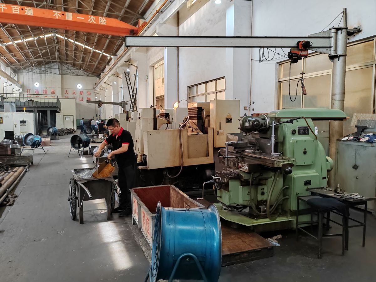 生產(chǎn)設(shè)備